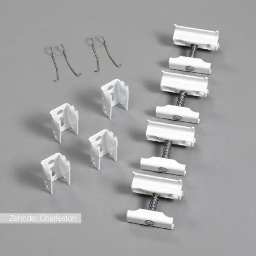 Радиатор трубчатый Zehnder Charleston Retrofit 3037, 24 сек.1/2 ниж.подк. RAL9016 (кроншт.в компл)